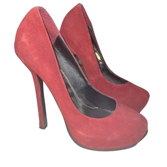 YSL High Heel Pumps - Picture 4 of 7